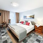 Partenerhof 3*