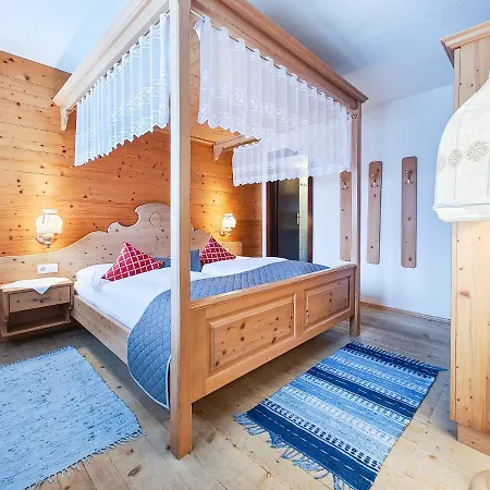 Hotel Partenerhof Partenen